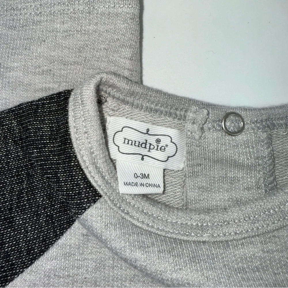 Mud Pie Gray Santa Claus Baby One Piece Romper New!